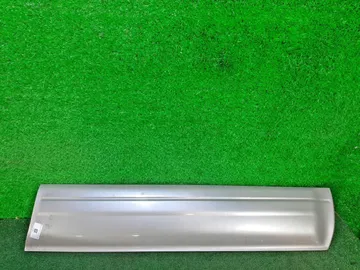 НАКЛАДКА ДЕКОРАТИВНАЯ НА TOYOTA SURF RZN185
