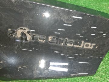 НАКЛАДКА ПЯТОЙ ДВЕРИ НА NISSAN LEAF ZE1