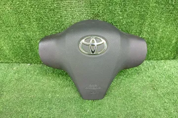 ПОДУШКА БЕЗОПАСНОСТИ НА РУЛЬ НА TOYOTA VITZ SCP90