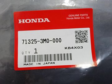 ДЕФЛЕКТОР РАМКИ РАДИАТОРОВ 71325-3M0-000 556Y0000006 НА HONDA VEZEL RV6