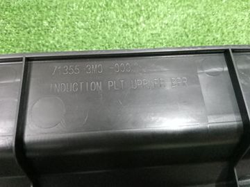 ДЕФЛЕКТОР РАМКИ РАДИАТОРОВ 71355-3M0-000 556Y0000007 НА HONDA VEZEL RV6