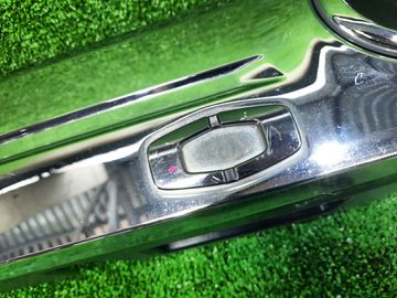 НАКЛАДКА ПЯТОЙ ДВЕРИ НА TOYOTA VOXY ZRR80