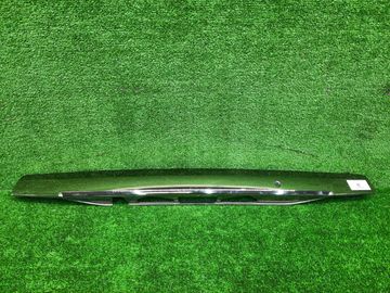 НАКЛАДКА ПЯТОЙ ДВЕРИ НА HONDA STEPWGN RK5