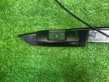 НАКЛАДКА ПЯТОЙ ДВЕРИ НА TOYOTA COROLLA SPACIO ZZE124N