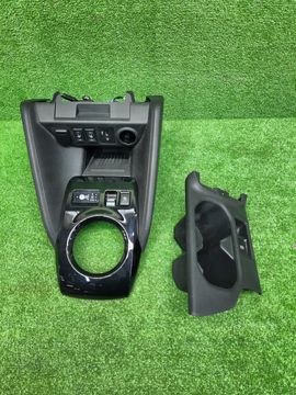 РУЧКА ПЕРЕКЛЮЧЕНИЯ АКПП НА NISSAN LEAF ZE1