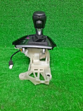 РУЧКА ПЕРЕКЛЮЧЕНИЯ АКПП НА MAZDA CX-3 DK5FW