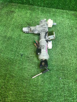 ЗАМОК ЗАЖИГАНИЯ НА TOYOTA CROWN GS151