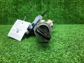 ЗАМОК ЗАЖИГАНИЯ НА TOYOTA COROLLA NZE121