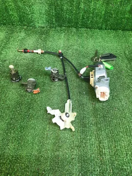 ЗАМОК ЗАЖИГАНИЯ НА NISSAN SERENA TC24