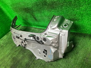 РЕАРКАТ НА LEXUS UX300E KMA10