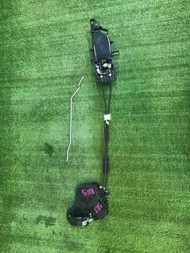 ЗАМОК ДВЕРИ НА HONDA VEZEL RV5