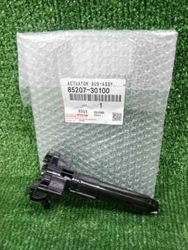 ФОРСУНКА ОМЫВАТЕЛЯ НА LEXUS GS300H AWL10