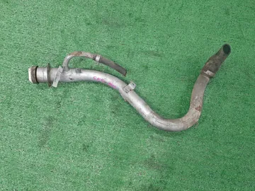 ГОРЛОВИНА ТОПЛИВНОГО БАКА НА SUBARU FORESTER SF5