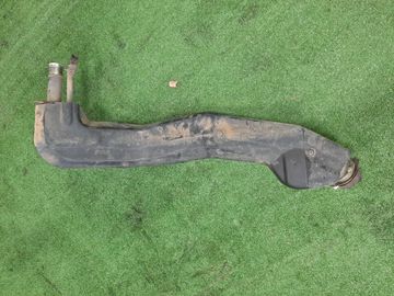 ГОРЛОВИНА ТОПЛИВНОГО БАКА НА MITSUBISHI PAJERO IO H76W