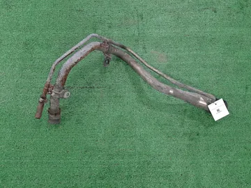 ГОРЛОВИНА ТОПЛИВНОГО БАКА НА TOYOTA CAMRY GRACIA SXV20W