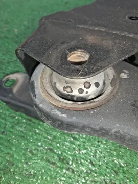 БАЛКА ПОД ДВС НА MITSUBISHI LANCER CEDIA CS2W 4G15