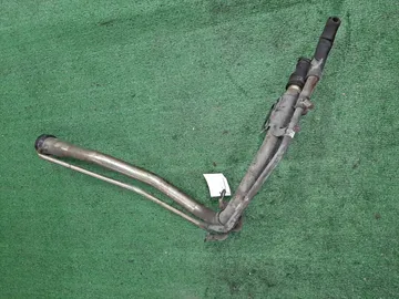 ГОРЛОВИНА ТОПЛИВНОГО БАКА НА TOYOTA HARRIER ACU15W
