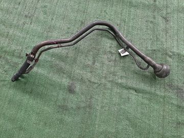 ГОРЛОВИНА ТОПЛИВНОГО БАКА НА TOYOTA CAMI J102E