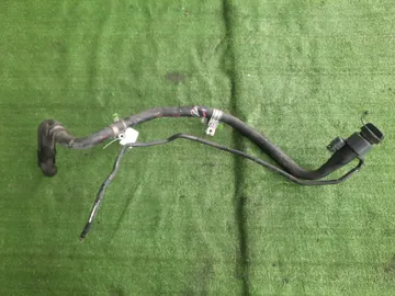 ГОРЛОВИНА ТОПЛИВНОГО БАКА НА TOYOTA COROLLA  AXIO NZE141