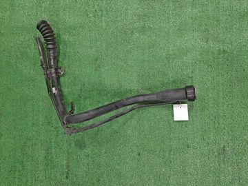 ГОРЛОВИНА ТОПЛИВНОГО БАКА НА TOYOTA CAMRY ACV30