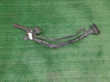 ГОРЛОВИНА ТОПЛИВНОГО БАКА НА NISSAN TINO V10