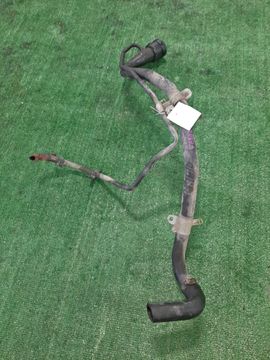 ГОРЛОВИНА ТОПЛИВНОГО БАКА НА TOYOTA COROLLA FIELDER NZE124G