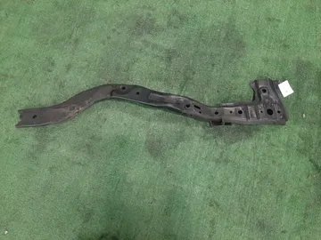 БАЛКА ПОД ДВС НА SUBARU FORESTER SG5 EJ20T