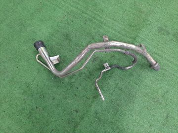 ГОРЛОВИНА ТОПЛИВНОГО БАКА НА TOYOTA NADIA SXN10