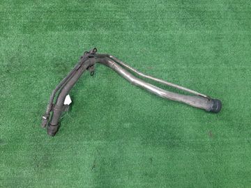 ГОРЛОВИНА ТОПЛИВНОГО БАКА НА TOYOTA HARRIER MCU10W