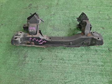 БАЛКА ПОД ДВС НА TOYOTA NOAH KR41 5K