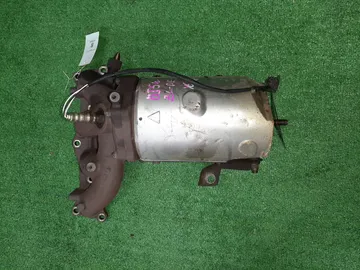 КОЛЛЕКТОР ВЫПУСКНОЙ НА MAZDA FAMILIA BJ5W ZL-DE