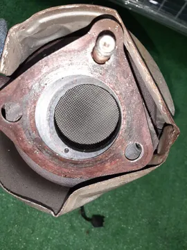 КОЛЛЕКТОР ВЫПУСКНОЙ НА MAZDA FAMILIA BJ5W ZL-DE