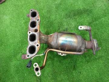 КОЛЛЕКТОР ВЫПУСКНОЙ НА TOYOTA PROBOX NSP160V 1NR-FE