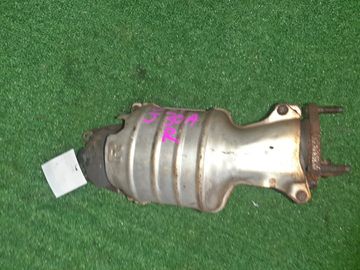 КОЛЛЕКТОР ВЫПУСКНОЙ НА HONDA INSPIRE UC1 J30A