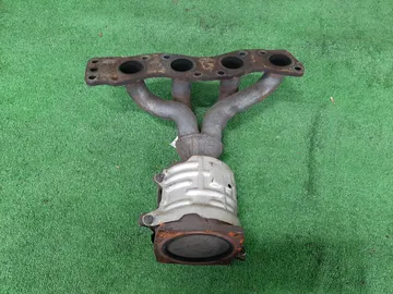 КОЛЛЕКТОР ВЫПУСКНОЙ НА SUZUKI AERIO RB21S M15A