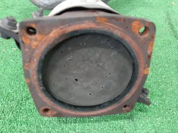 КОЛЛЕКТОР ВЫПУСКНОЙ НА SUZUKI AERIO RB21S M15A