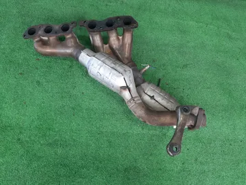 КОЛЛЕКТОР ВЫПУСКНОЙ НА TOYOTA ARISTO JZS160 2JZ-GE