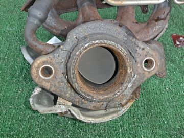 КОЛЛЕКТОР ВЫПУСКНОЙ НА TOYOTA COROLLA FIELDER NZE144G 1NZ-FE