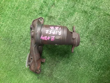 КОЛЛЕКТОР ВЫПУСКНОЙ НА TOYOTA WISH ZNE14G 1ZZ-FE