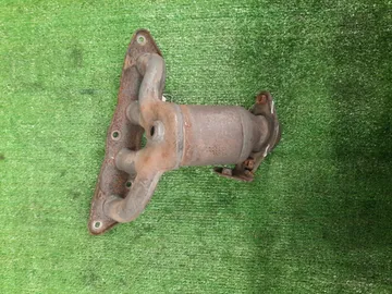 КОЛЛЕКТОР ВЫПУСКНОЙ НА TOYOTA FUNCARGO NCP25 1NZ-FE