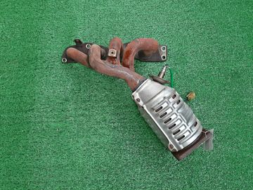 КОЛЛЕКТОР ВЫПУСКНОЙ НА SUZUKI ESCUDO TDA4W J24B