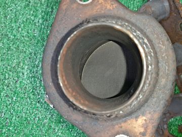 КОЛЛЕКТОР ВЫПУСКНОЙ НА TOYOTA SIENTA NCP85G 1NZ-FE