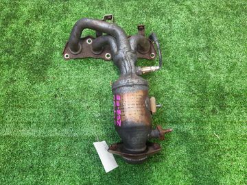 КОЛЛЕКТОР ВЫПУСКНОЙ НА TOYOTA VITZ SCP90 2SZ-FE