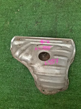 КОЛЛЕКТОР ВЫПУСКНОЙ НА TOYOTA SIENTA NCP85G 1NZ-FE