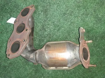 КОЛЛЕКТОР ВЫПУСКНОЙ НА TOYOTA ESTIMA GSR55W 2GR-FE