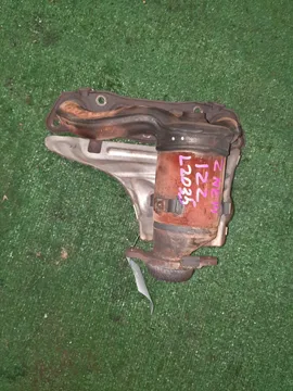 КОЛЛЕКТОР ВЫПУСКНОЙ НА TOYOTA WISH ZNE14G 1ZZ-FE