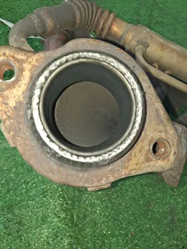 КОЛЛЕКТОР ВЫПУСКНОЙ НА TOYOTA COROLLA  AXIO NZE144 1NZ-FE