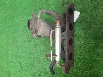 КОЛЛЕКТОР ВЫПУСКНОЙ НА TOYOTA COROLLA  AXIO NZE144 1NZ-FE