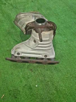 КОЛЛЕКТОР ВЫПУСКНОЙ НА TOYOTA WISH ZNE14G 1ZZ-FE