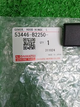 ПЛАНКА НА СТЕКЛООЧИСТИТЕЛЬ 53446-B2250 513Y0000003 УГОЛОК ЖАБО НА DAIHATSU MOVE LA150S